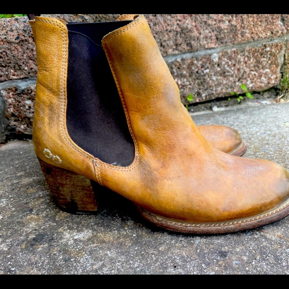 Bed Stu Lorn Tan Rustic Boot size 9.5.
